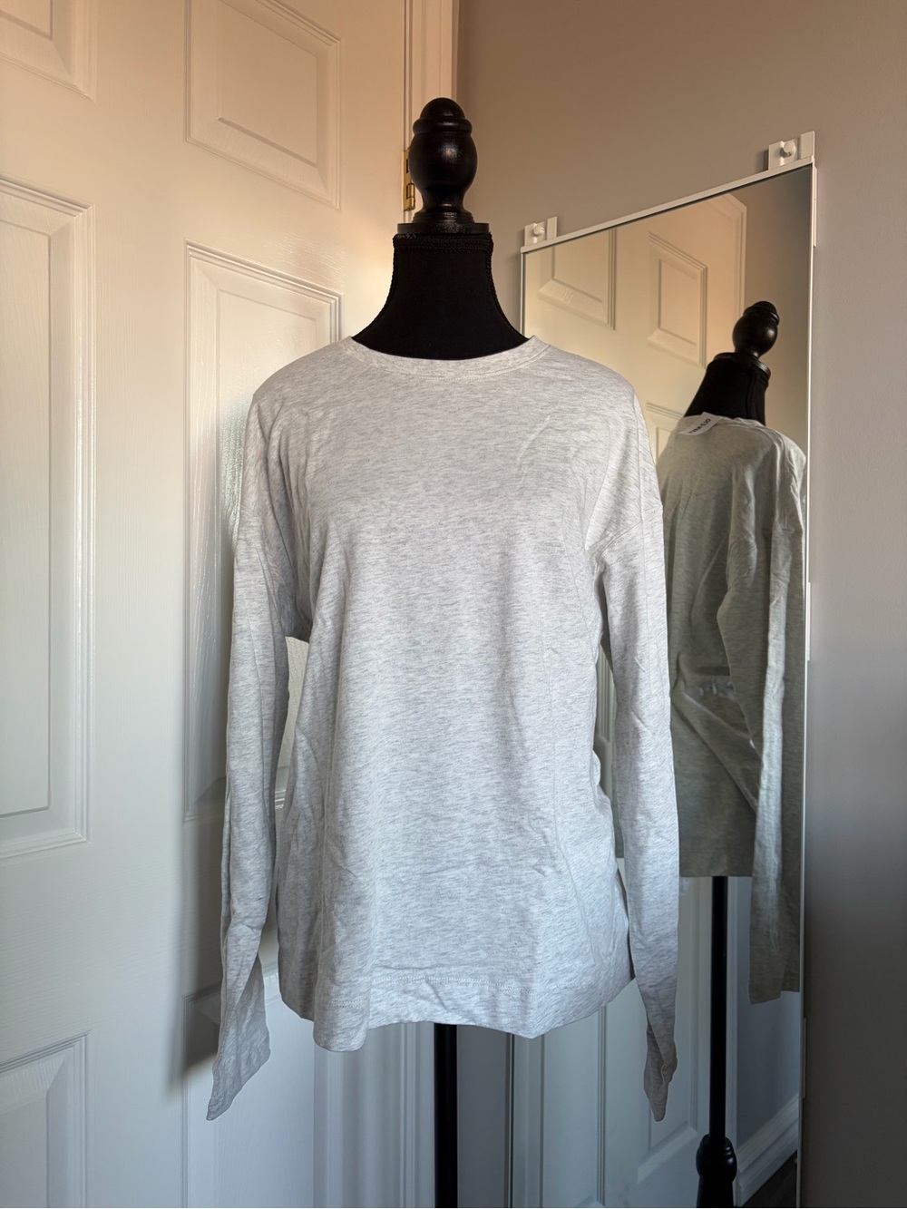 NWT Old Navy Vintage Long Sleeve T-Shirt